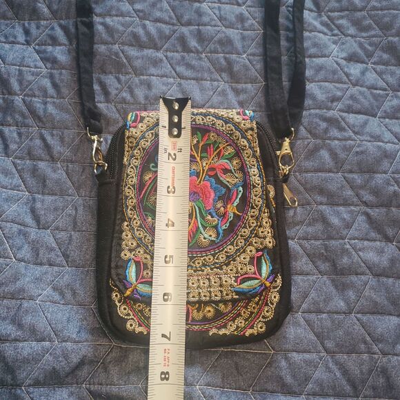 Women's Small Boho Floral Embroidery Canvas Crossbody Zip with Magnetic Closure - Picture 7 of 8